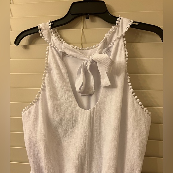 Francesca’s Women’s Small White Tie-Neck Halter Romper Blue Rain Pom Pom Trim - Picture 5 of 14